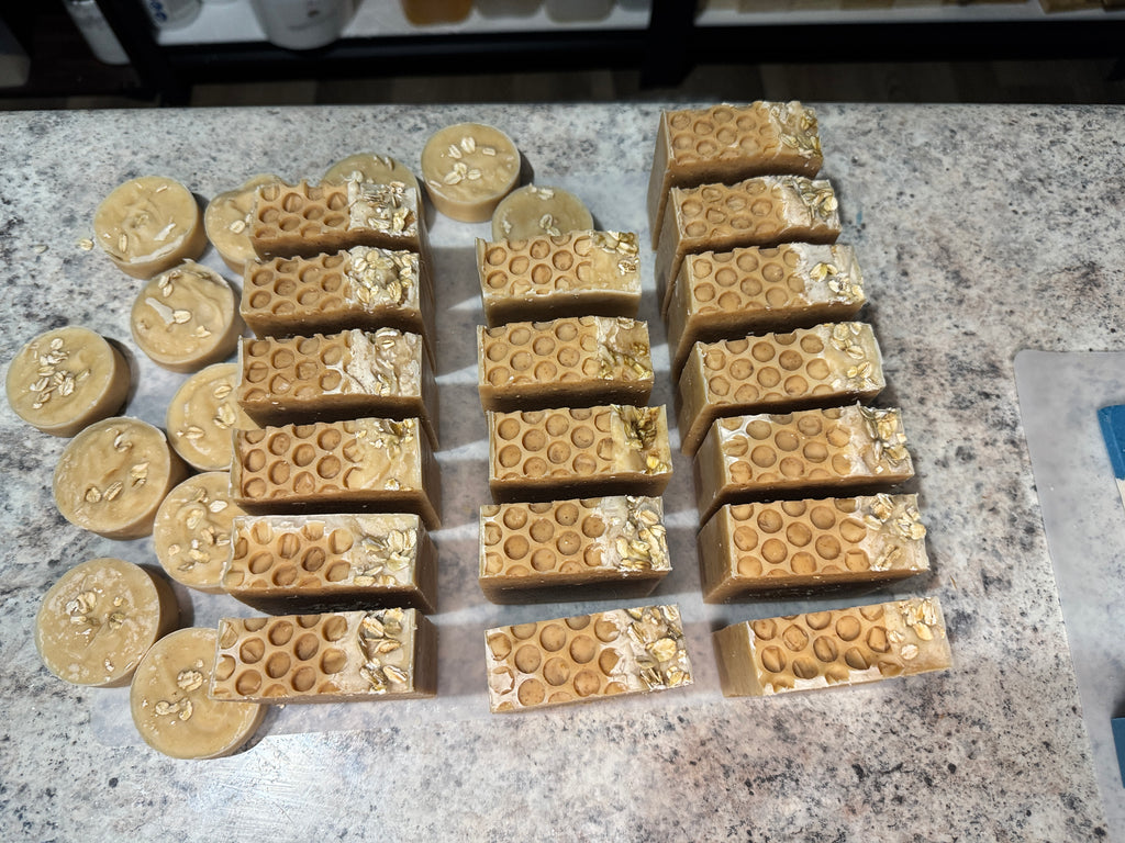 Oat Silk (Oatmeal, Tallow & Honey ) Body Soap