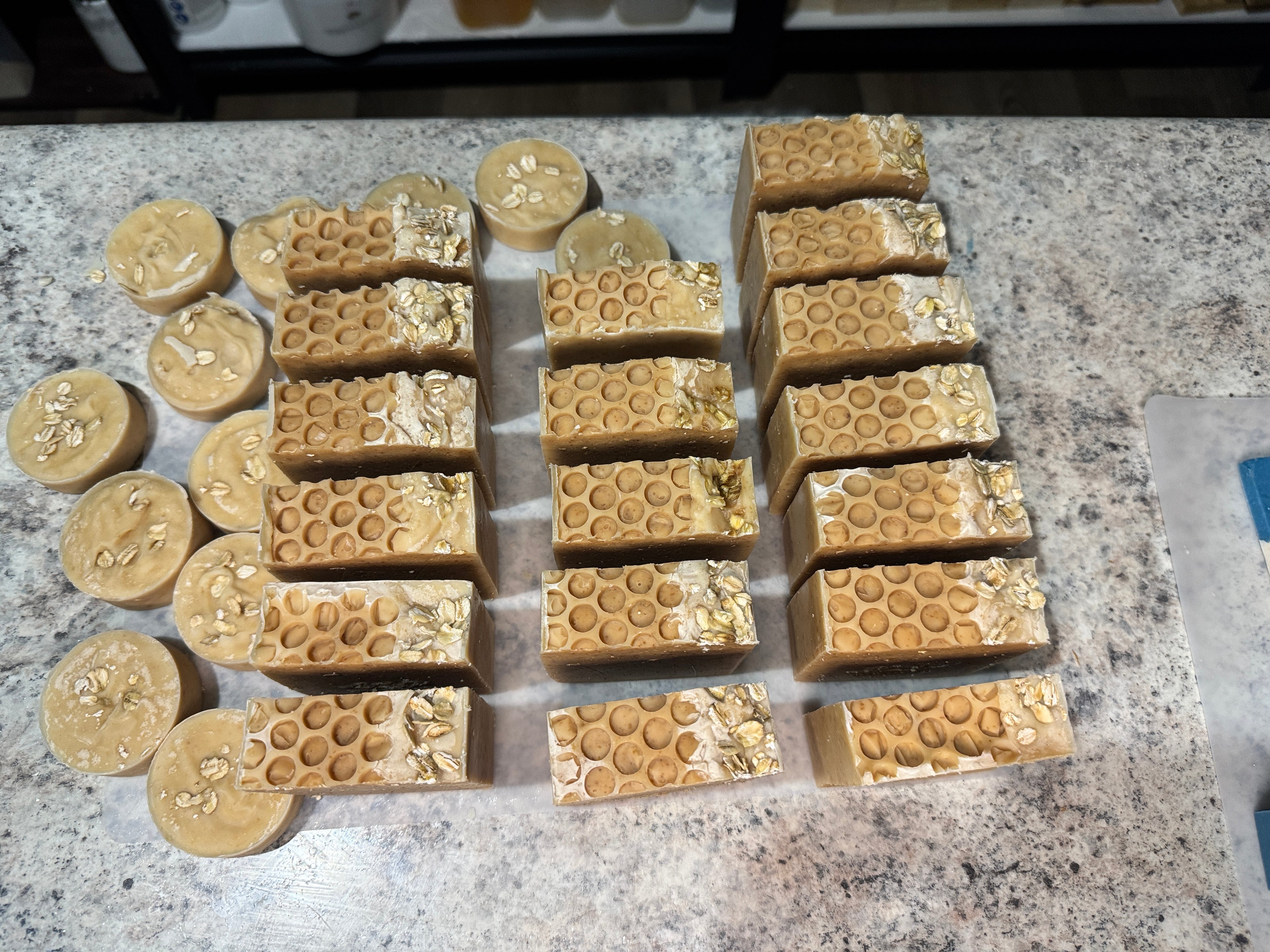Oat Silk (Oatmeal, Tallow & Honey ) Body Soap